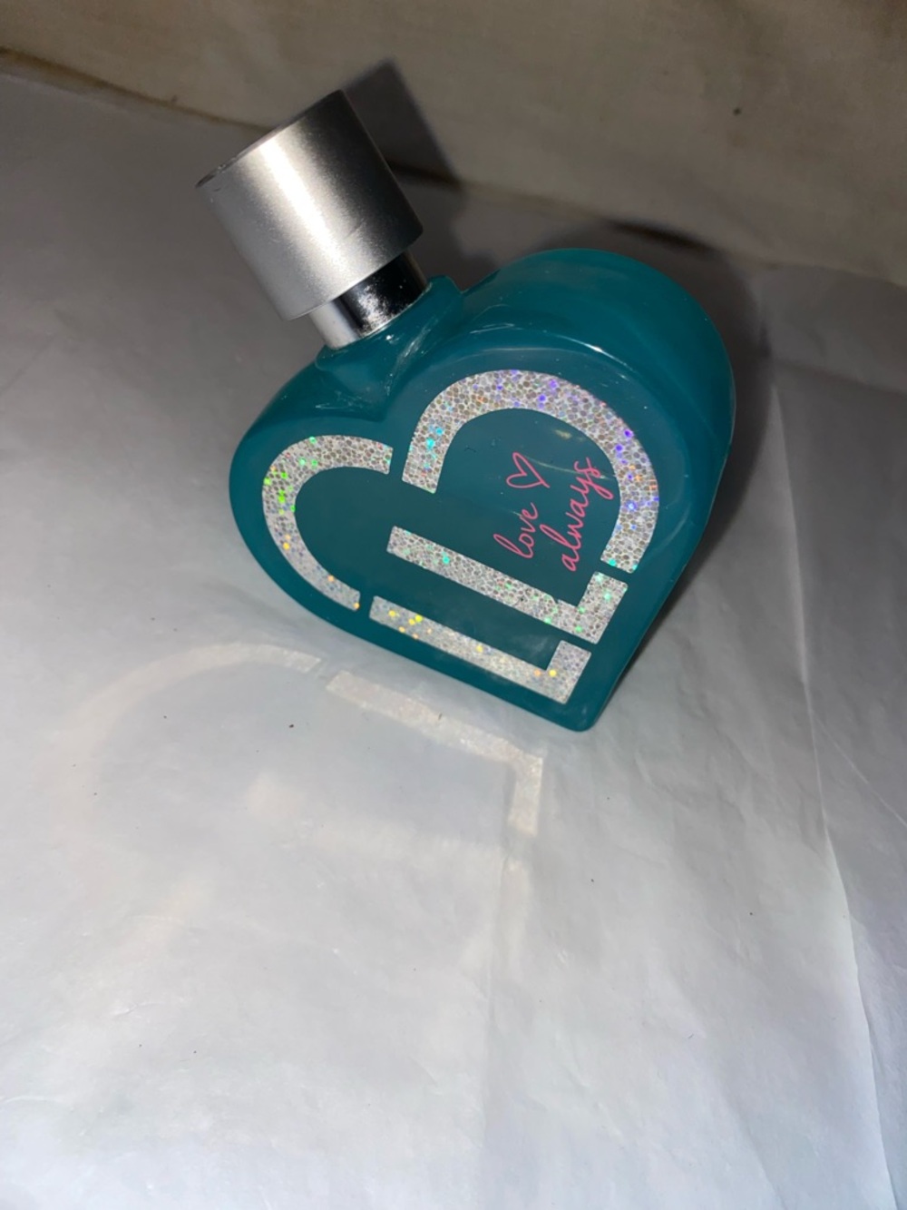 Love Always Heart-Shaped Teal Body Fragrance